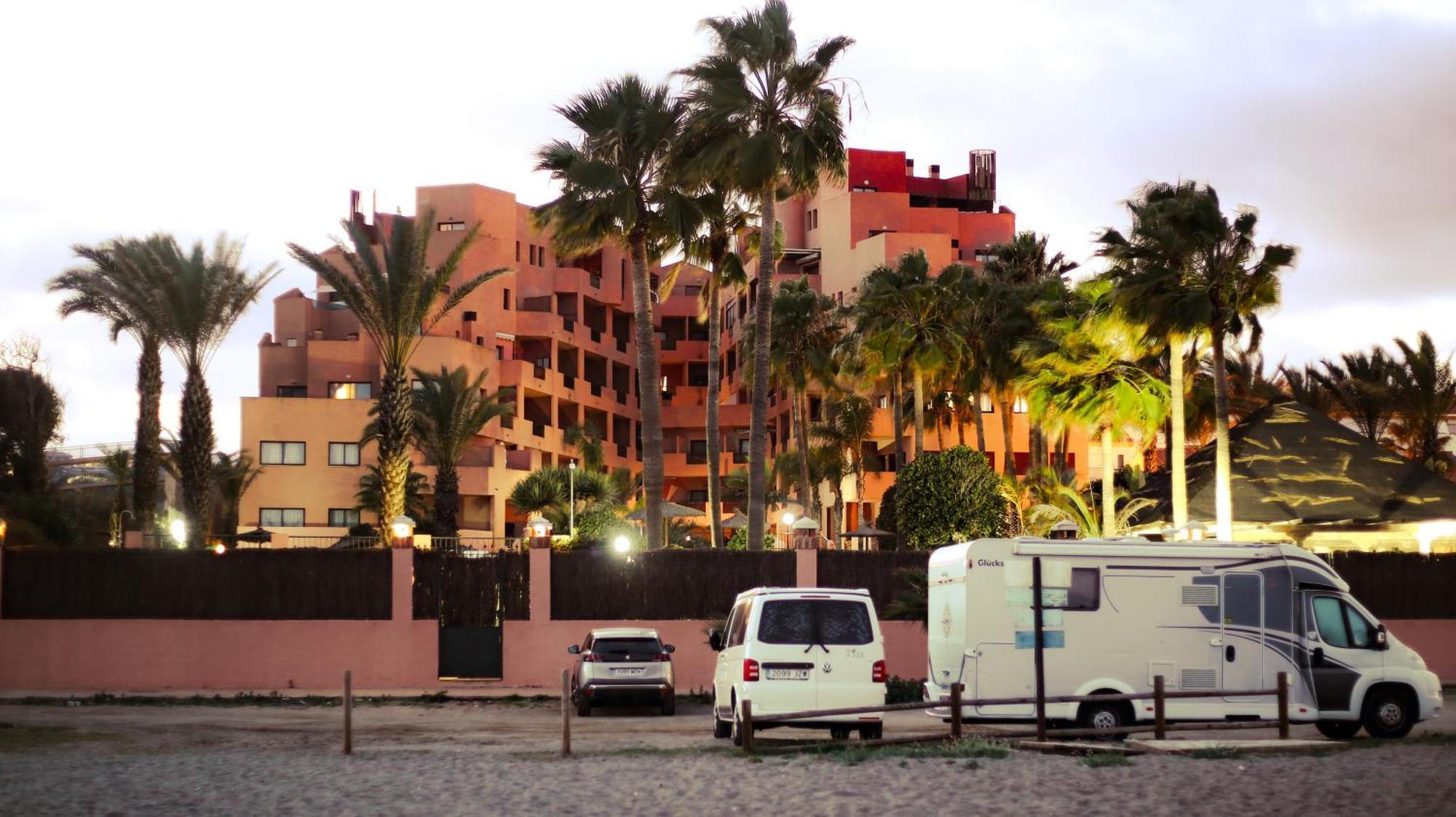 Cn-340 Suites Estepona Exterior foto