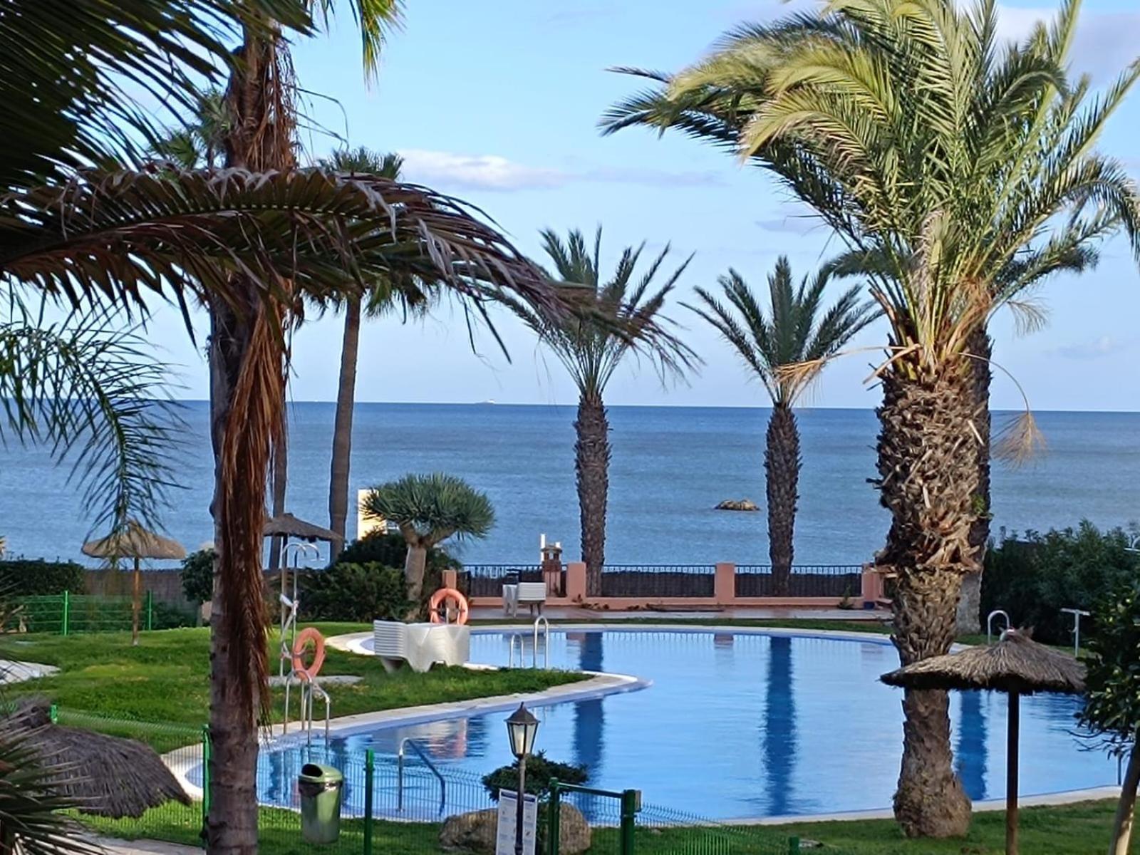 Cn-340 Suites Estepona Exterior foto